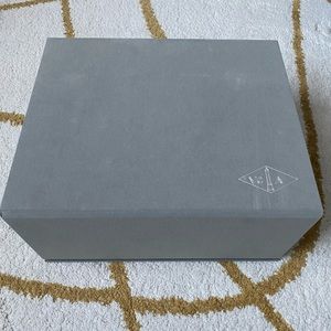 Van Cleef & Arpels grey velvet gift box